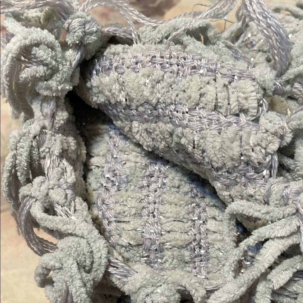 Cozy Gray Knit Blanket - Picture 3 of 8
